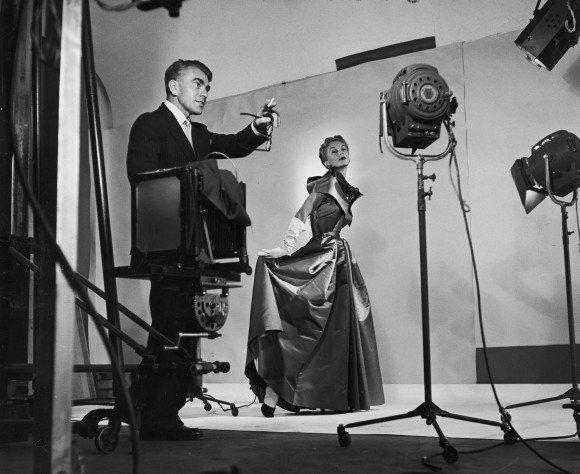 NEW YORK, UNITED STATES - SEPTEMBER 1949:  Photographer Horst directing lights and cameras before taking fashion pix of Lisa Fonssagrives.  (Photo by Roy Stevens/Time & Life Pictures/Getty Images)